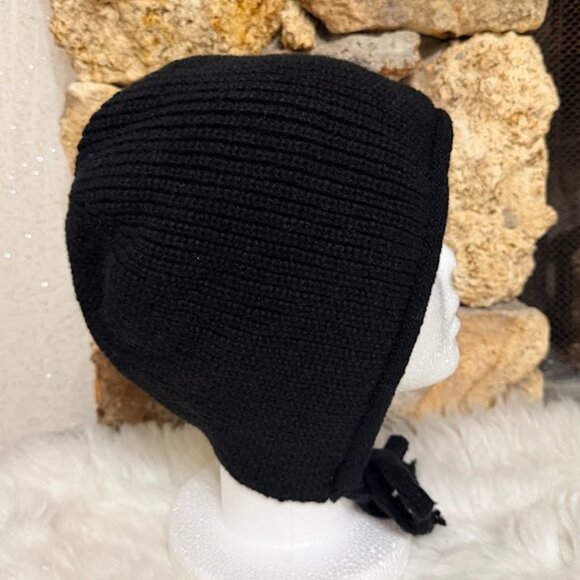New Black Knit Winter Bonnet Hat With Ties - Picture 6 of 8